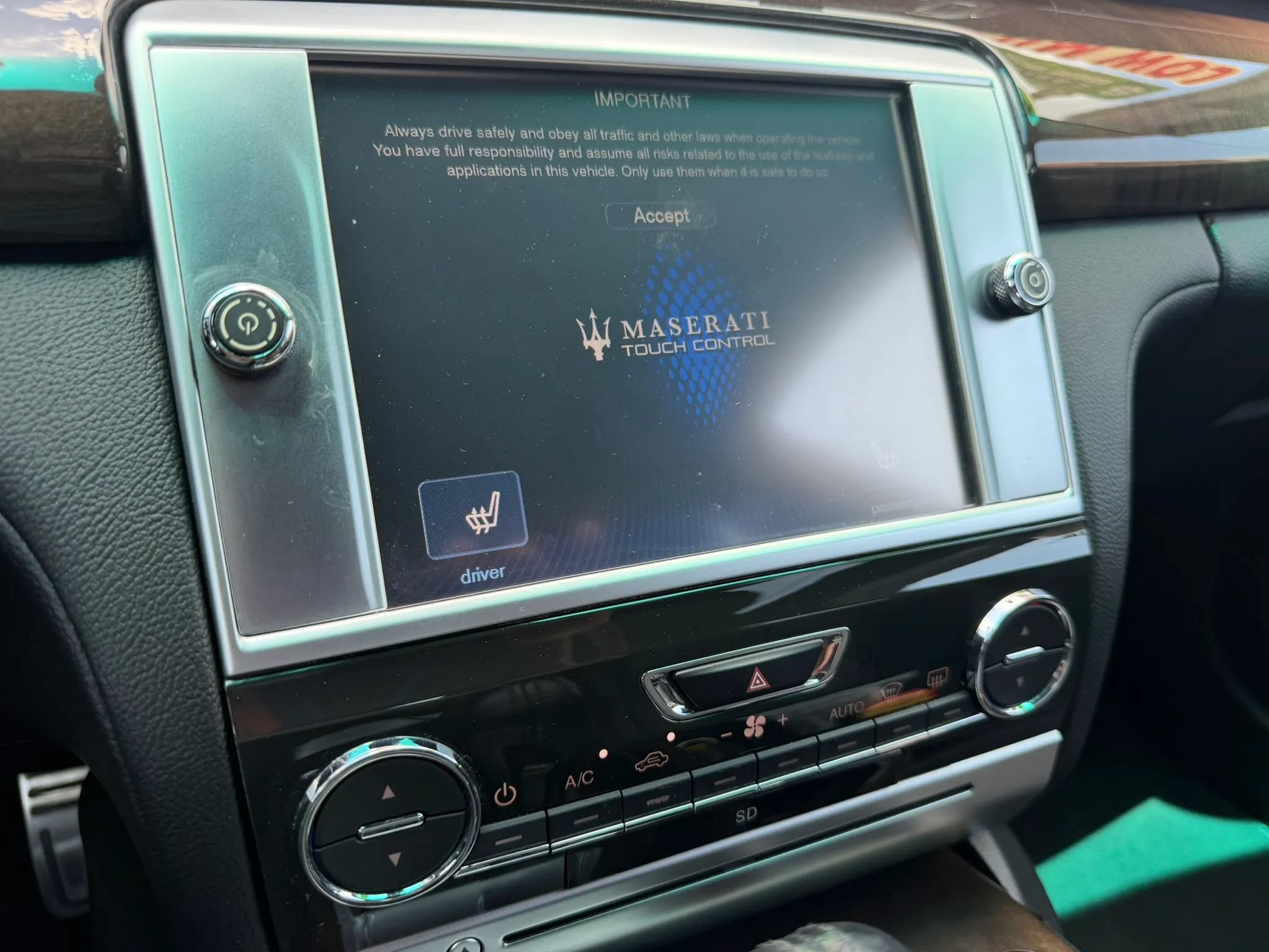 Used 2014 Maserati Quattroporte S Q4 AWD/4WD image 17