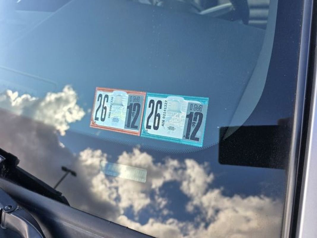 Used 2010 Ford Mustang GT Premium image 28