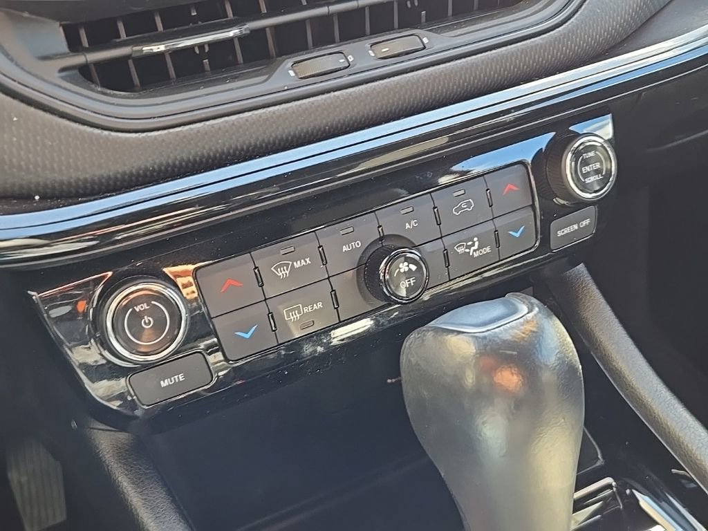 Used 2023 Jeep Compass Altitude w/ Convenience Group image 24