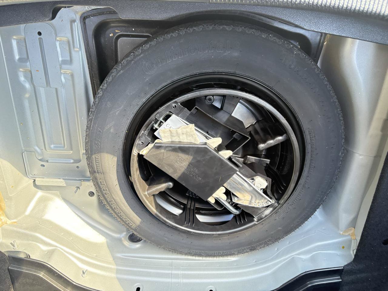 Used 2010 Mercedes-Benz C 300 Sedan image 37
