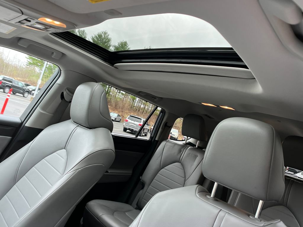 Used 2023 Toyota Highlander XLE image 21