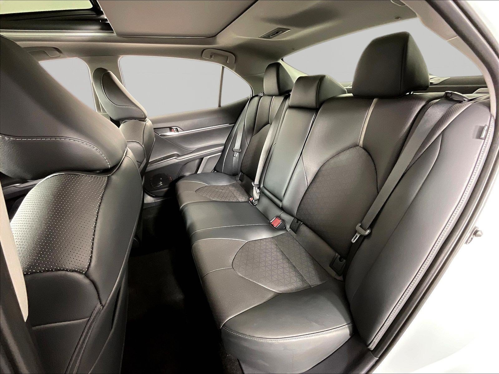 Used 2024 Toyota Camry XSE w/ Navigation Package FWD image 22