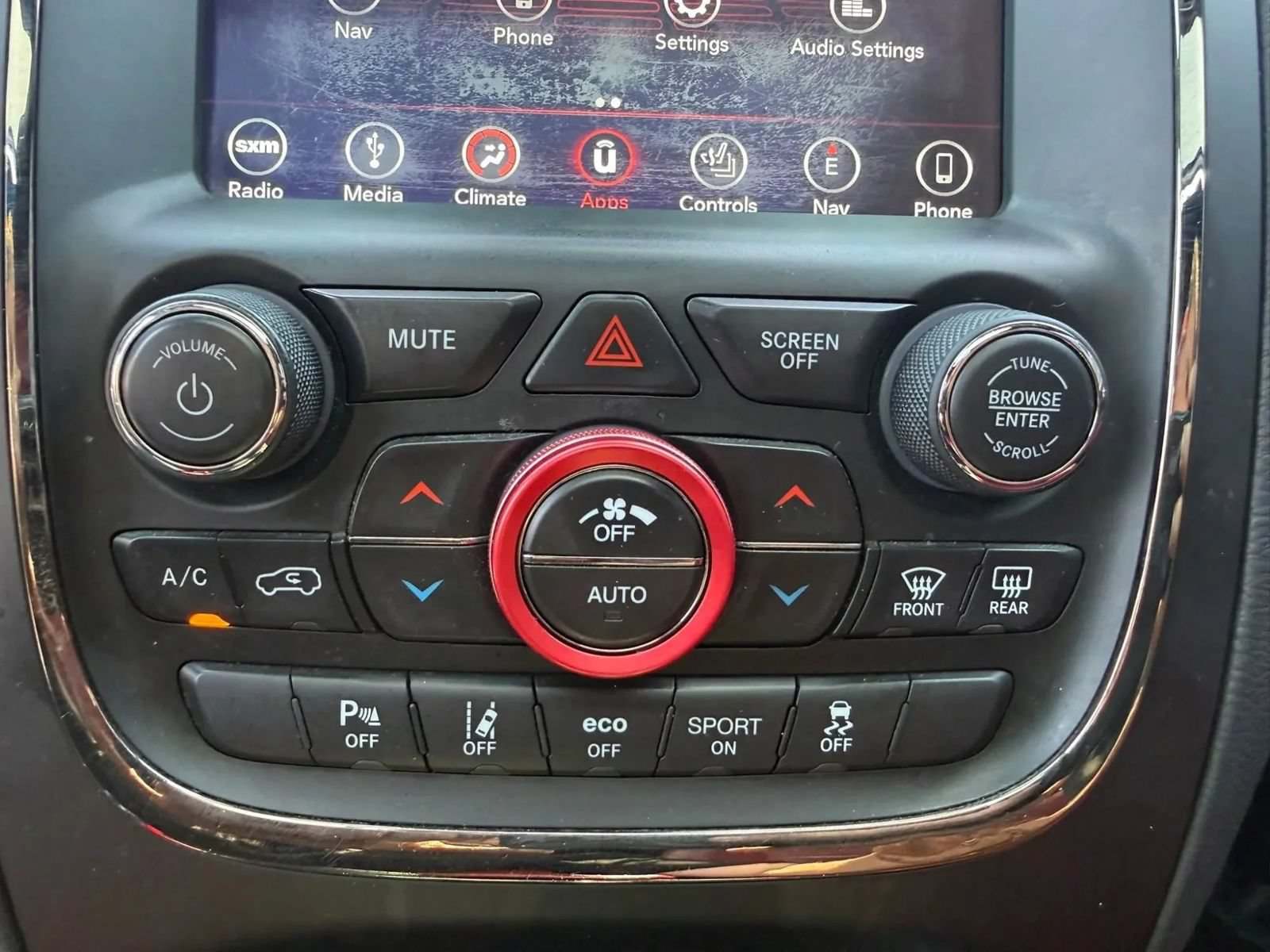 Used 2018 Dodge Durango R/T w/ Technology Group AWD/4WD image 30