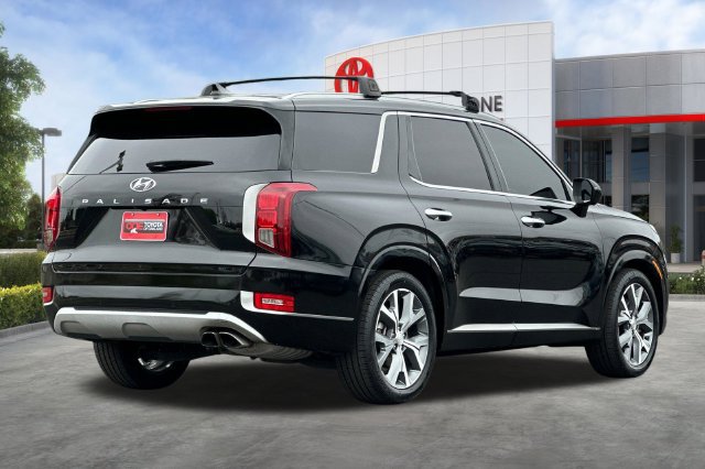 Used 2021 Hyundai Palisade Limited FWD image 4