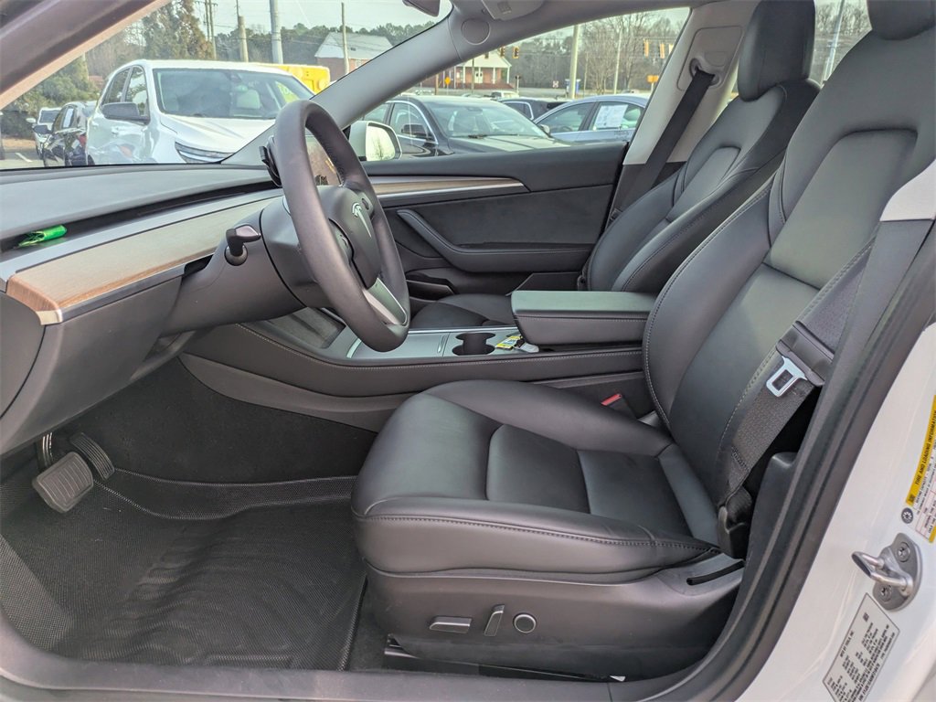 Used 2022 Tesla Model 3 image 19