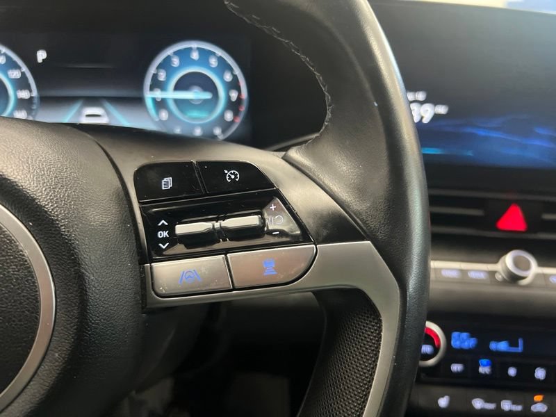 Used 2023 Hyundai Elantra SEL w/ Convenience Package FWD image 22