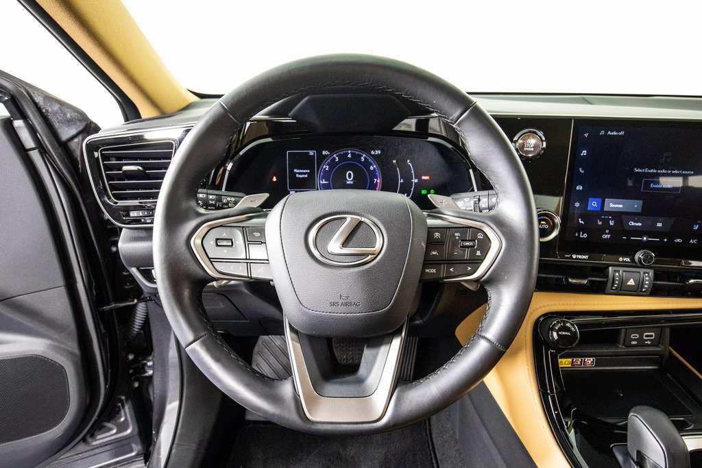 Used 2025 Lexus NX 250 FWD w/ Premium Package image 18