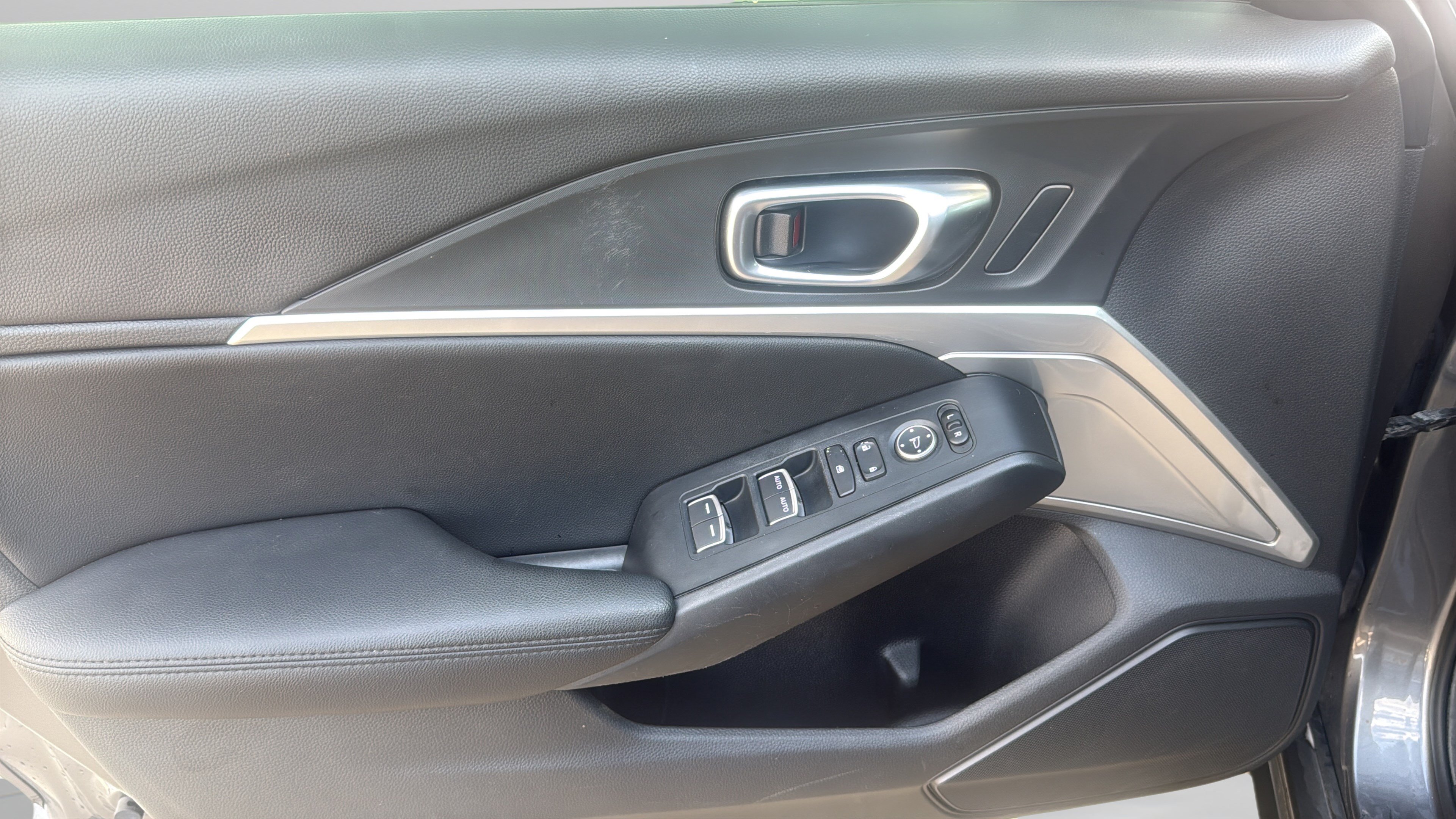Used 2024 Acura Integra FWD image 12