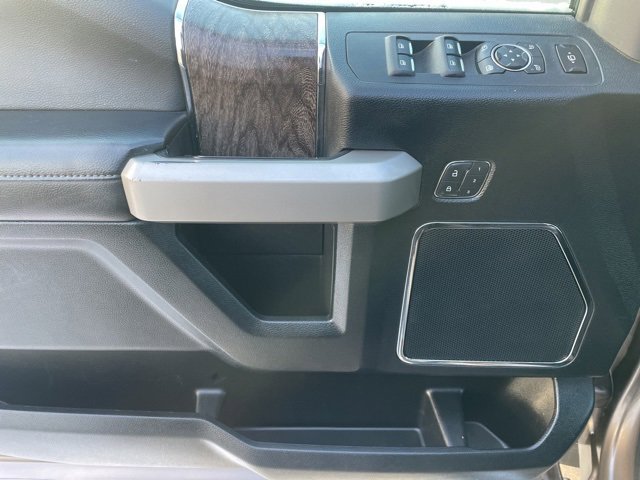 Used 2018 Ford F250 Lariat w/ Lariat Ultimate Package image 19