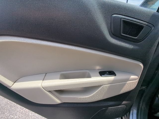 Used 2017 Ford Fiesta SE FWD image 22
