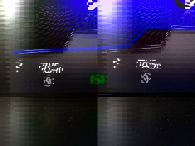 Used 2023 Volkswagen Tiguan SE R-Line image 23