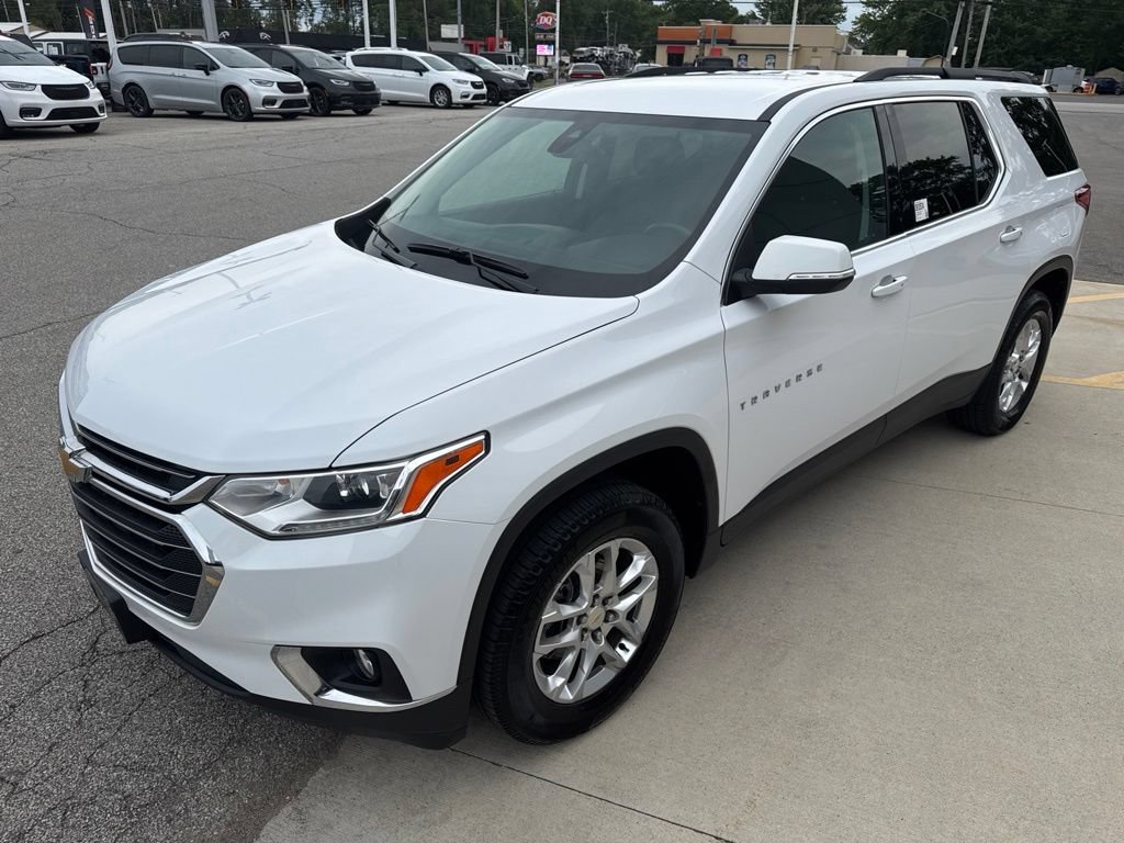 Used 2021 Chevrolet Traverse LT FWD image 10
