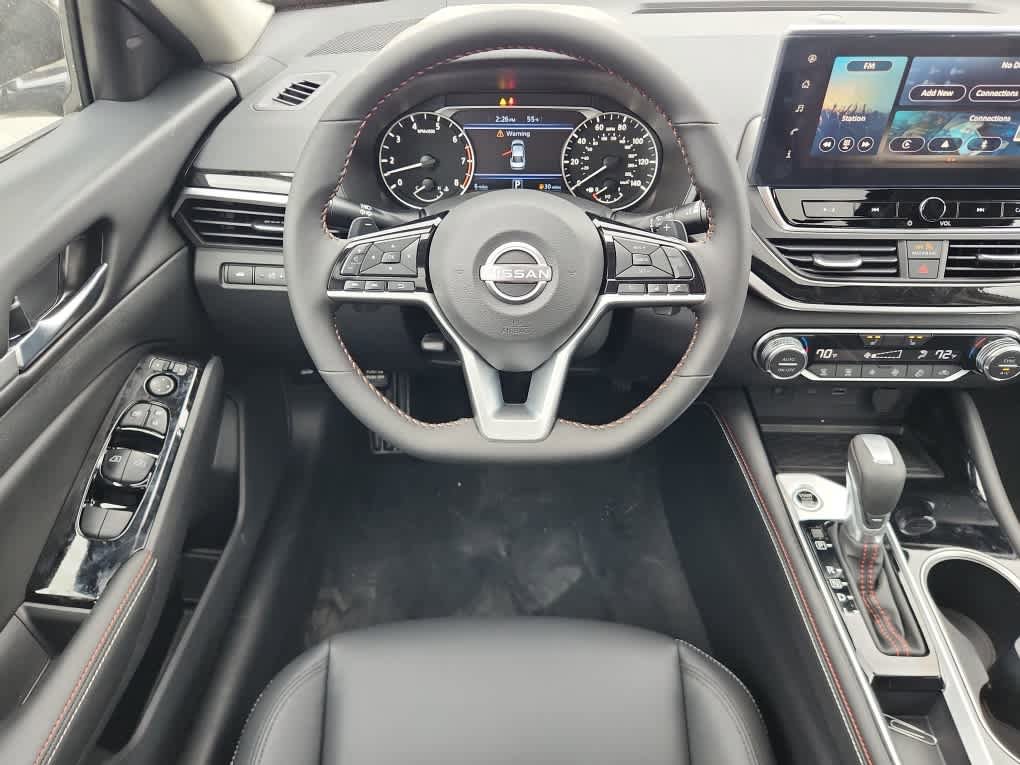 New 2025 Nissan Altima 2.5 SR w/ SR Premium Package FWD image 8
