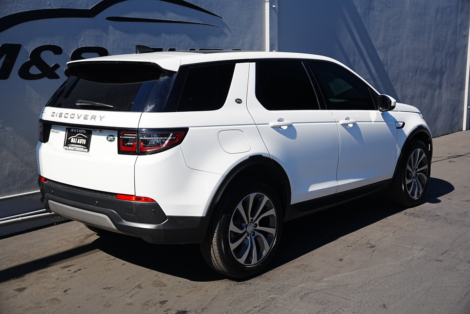 Used 2023 Land Rover Discovery Sport S image 4