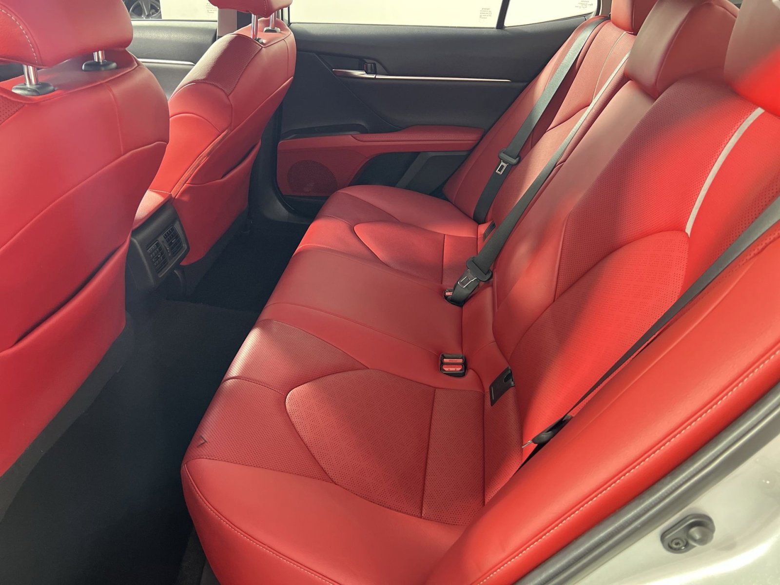 Used 2021 Toyota Camry XSE image 22