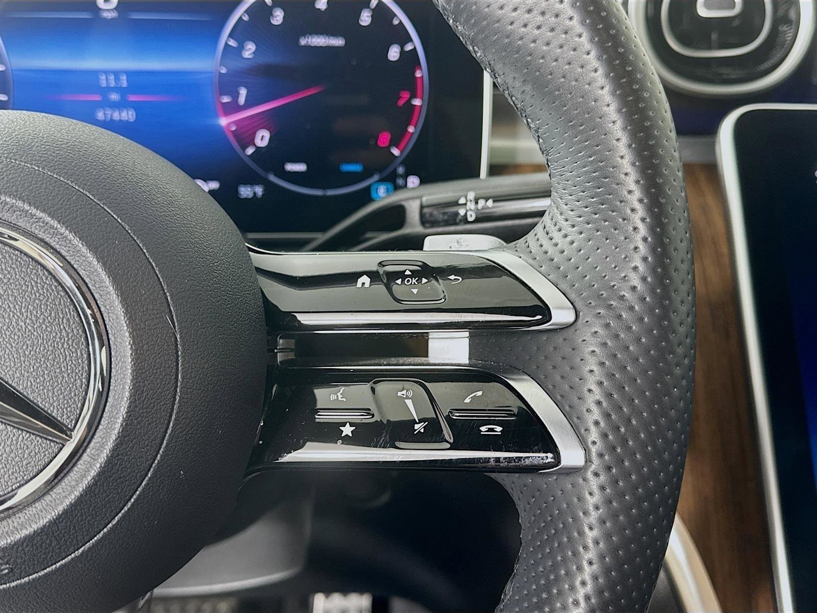 Certified 2024 Mercedes-Benz C 300 4MATIC Sedan image 13