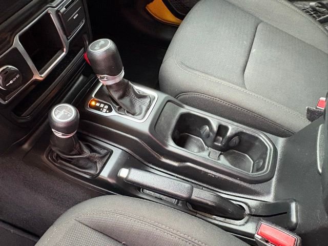 Used 2021 Jeep Wrangler Sport image 21