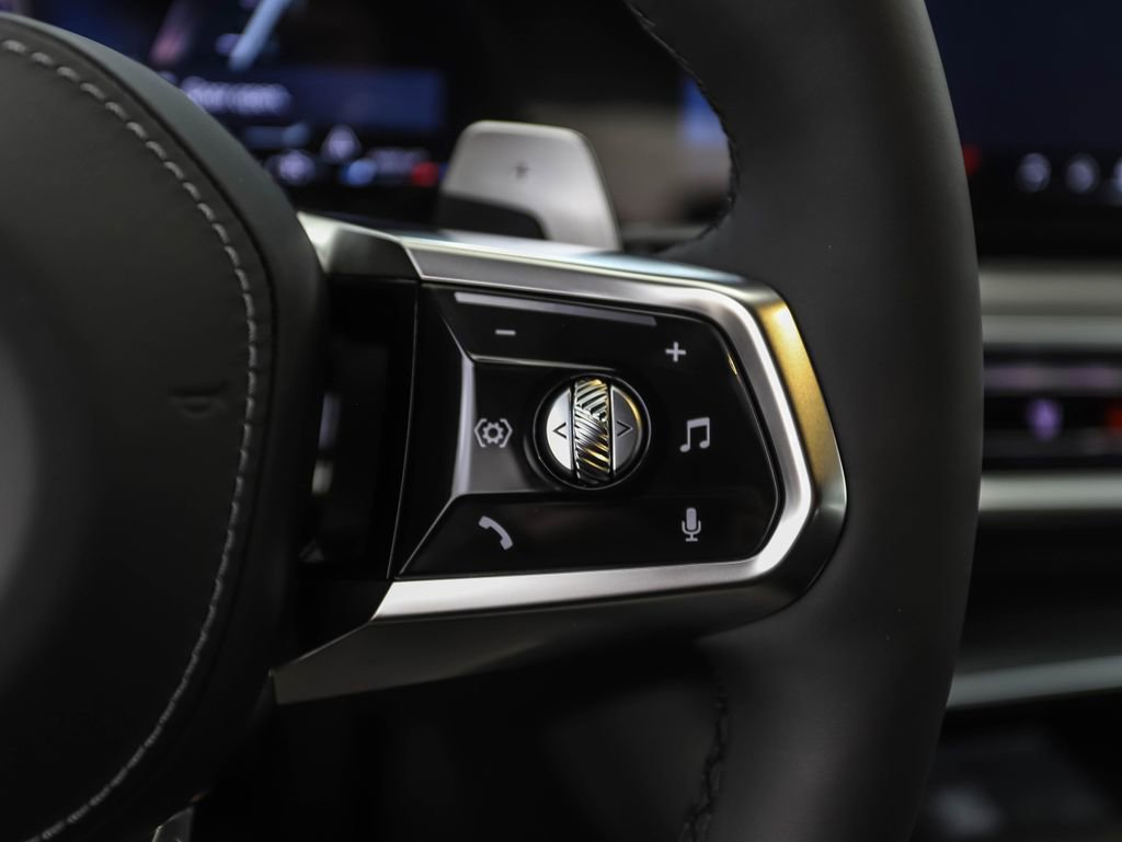 New 2026 BMW 740i xDrive image 13