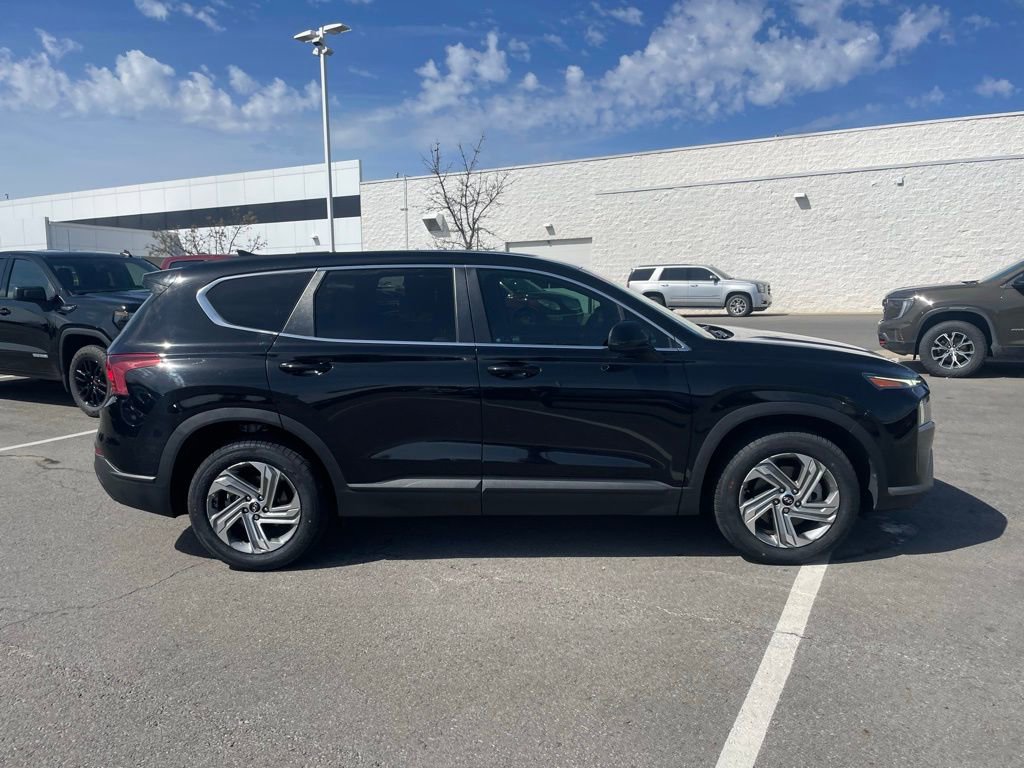 Used 2021 Hyundai Santa Fe SE w/ Cargo Package image 9