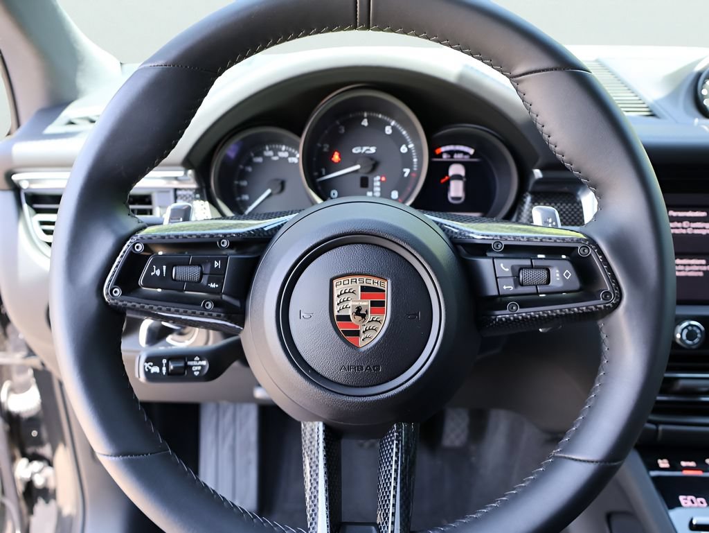 Certified 2025 Porsche Macan GTS AWD/4WD image 29