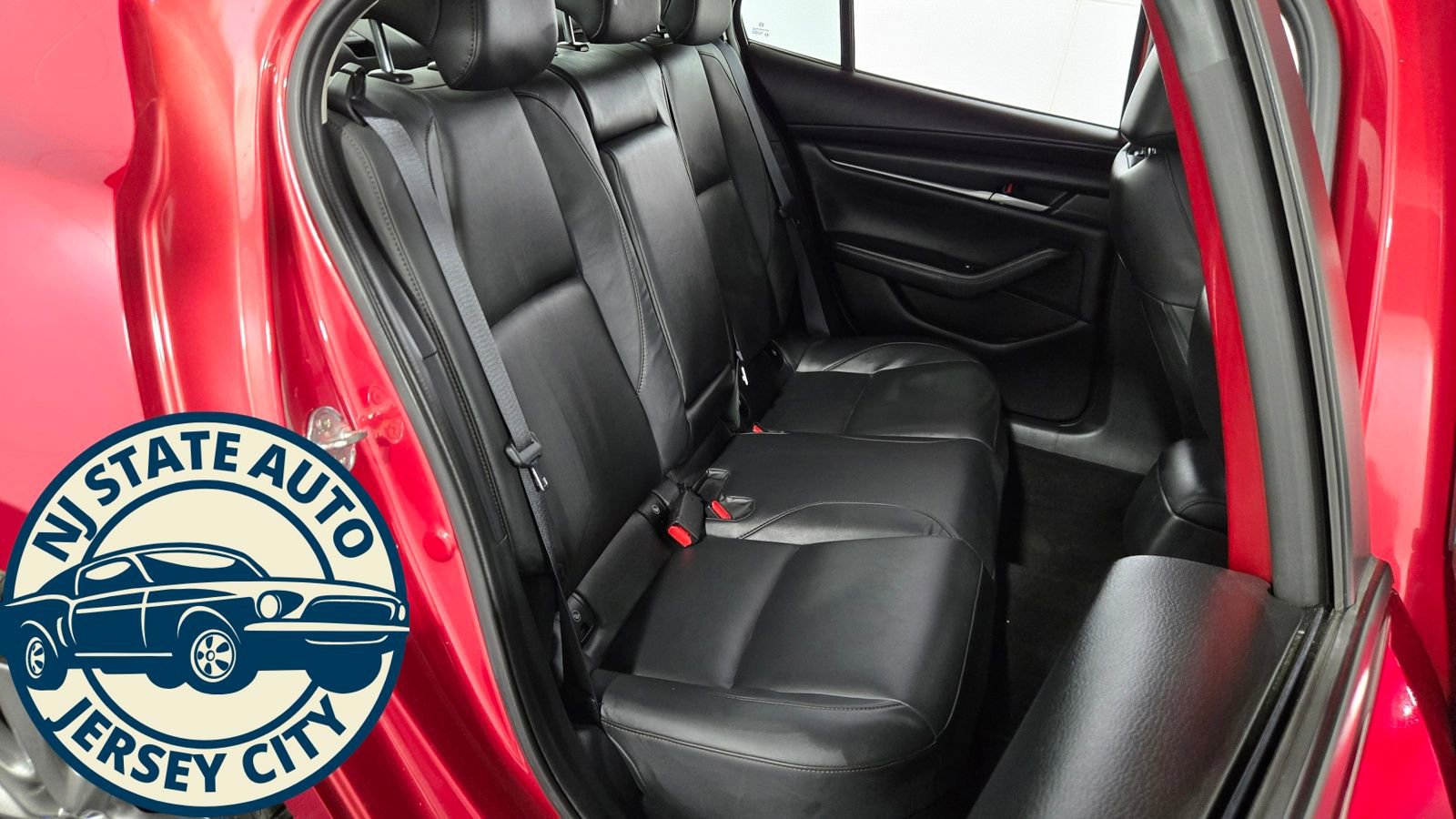 Used 2023 MAZDA MAZDA3 s image 29