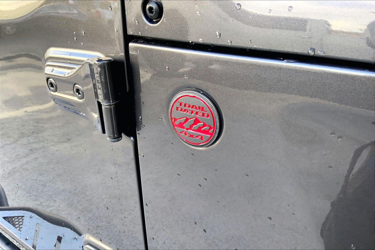 Used 2024 Jeep Wrangler Unlimited Rubicon w/ Safety Group AWD/4WD image 7