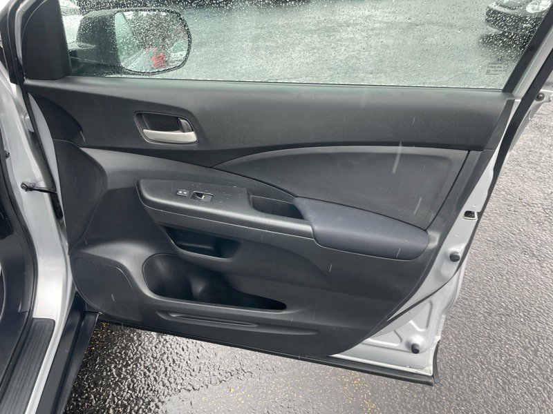 Used 2015 Honda CR-V LX image 28