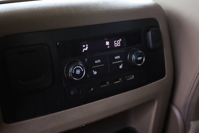 Used 2019 GMC Yukon SLT w/ Open Road Package AWD/4WD image 44