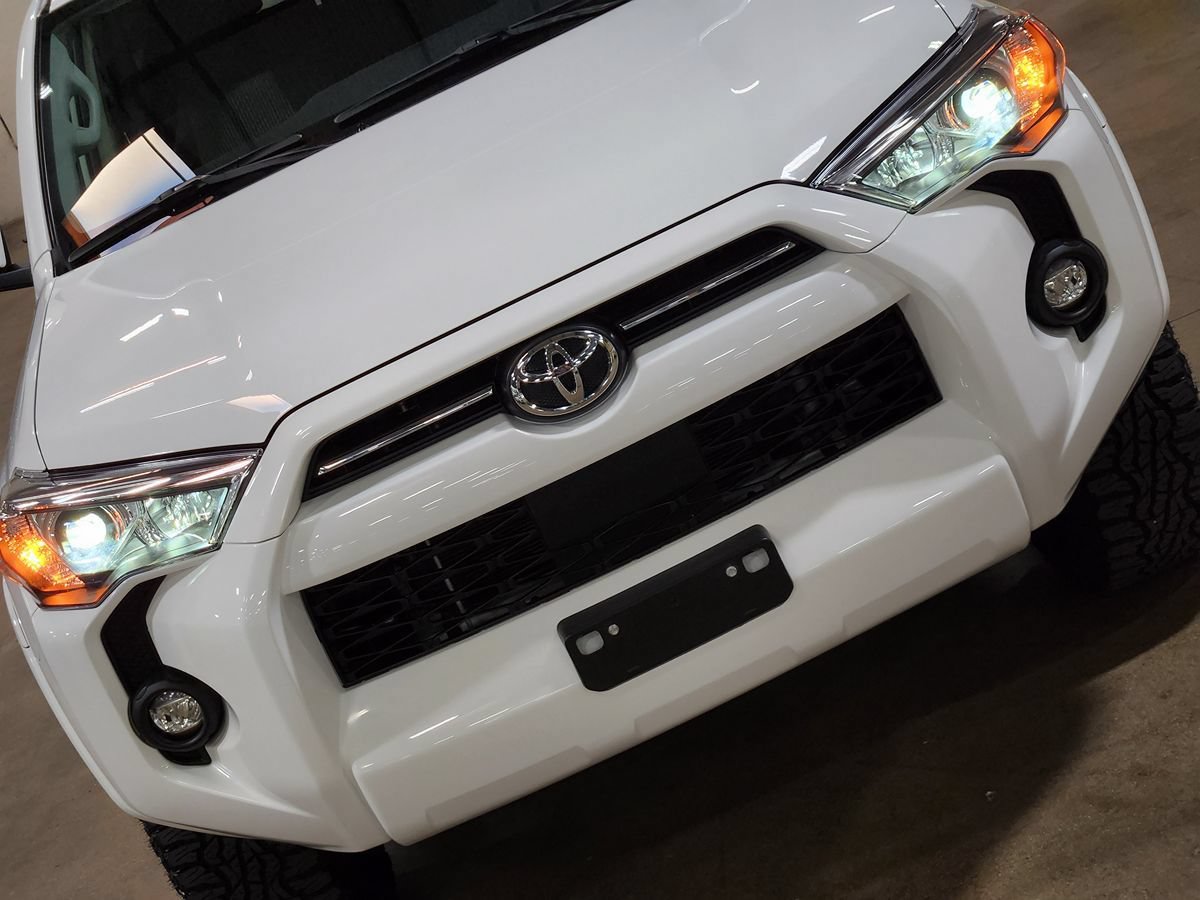 Used 2023 Toyota 4Runner SR5 AWD/4WD image 19