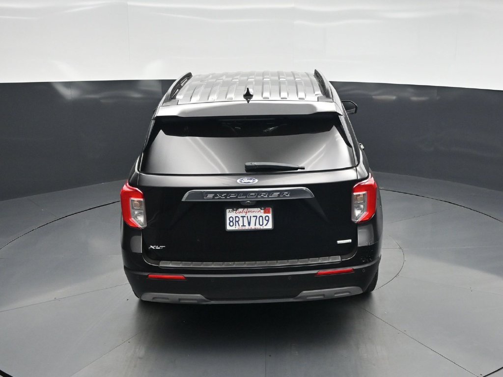 Used 2020 Ford Explorer XLT w/ Equipment Group 202A RWD image 40