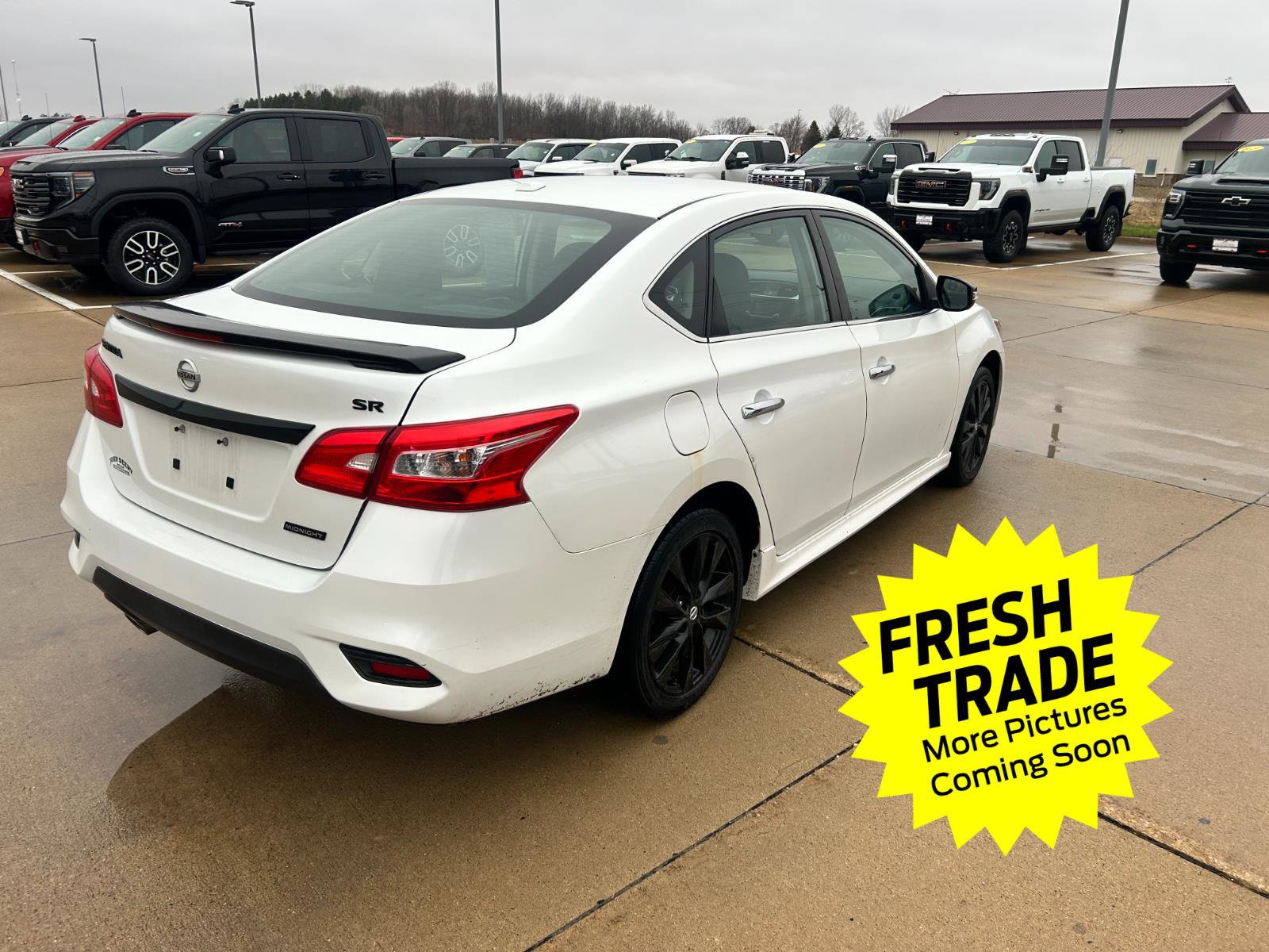 Used 2018 Nissan Sentra SR w/ SR Midnight Edition Package image 4