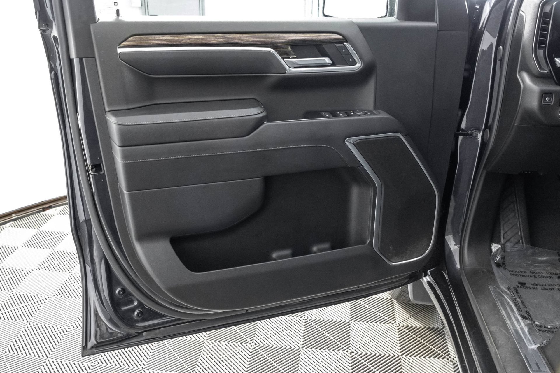 Used 2024 GMC Sierra 1500 Elevation AWD/4WD image 36