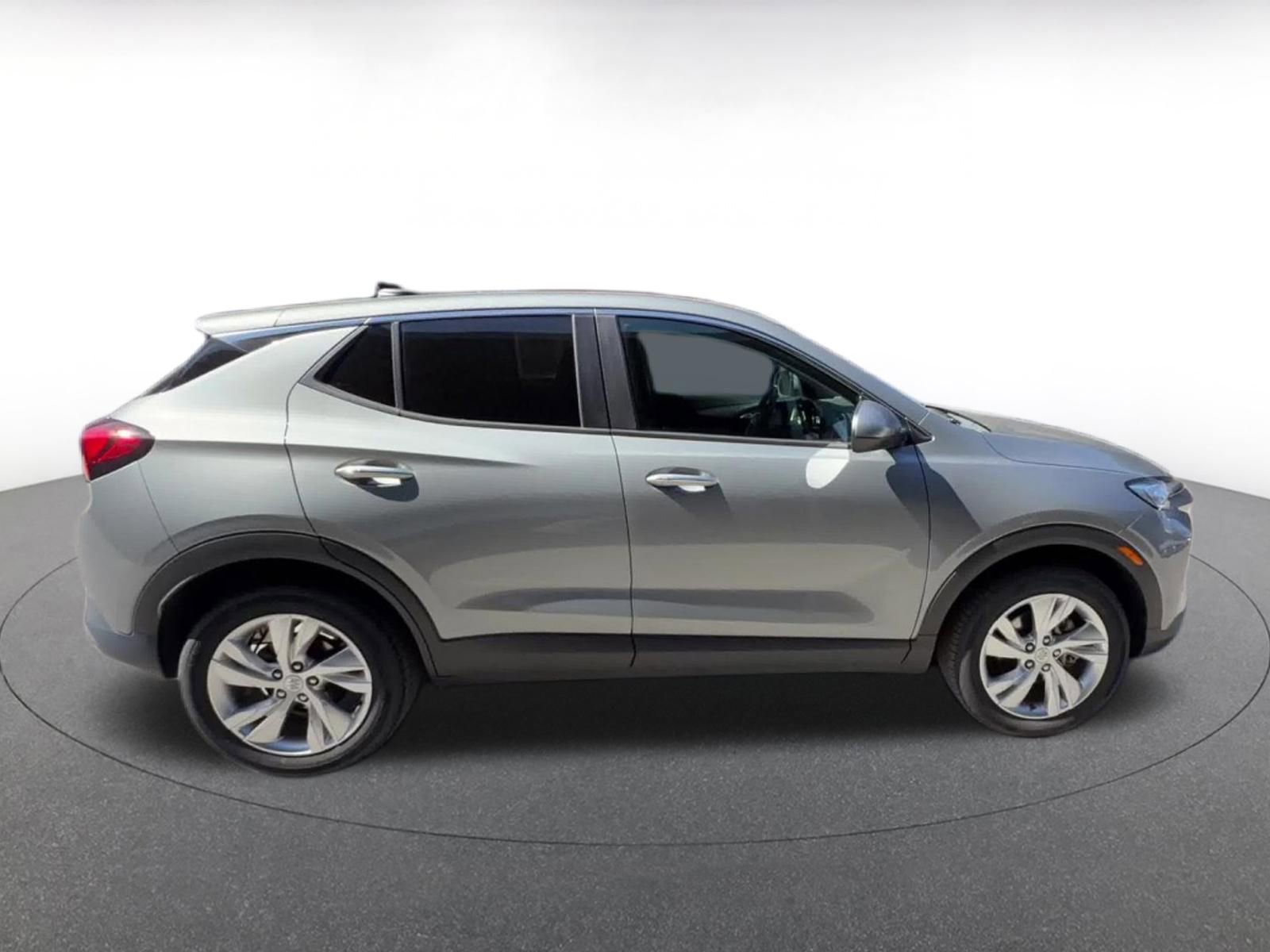 Used 2025 Buick Encore GX Preferred image 16