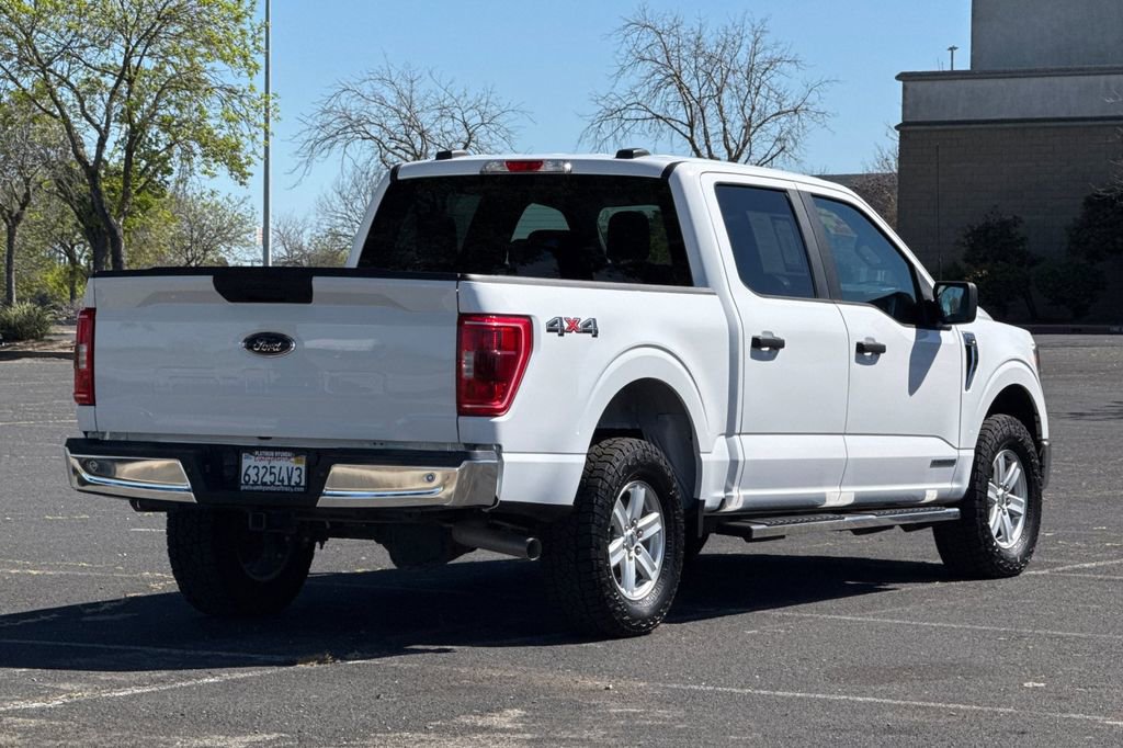 Used 2021 Ford F150 XLT image 4
