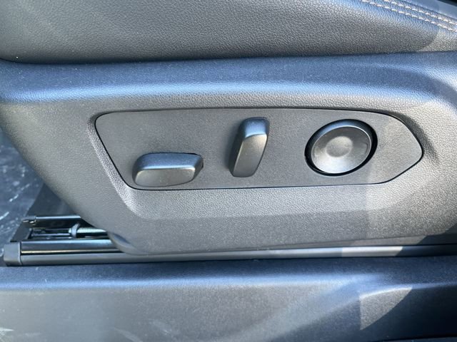 New 2026 GMC Sierra 2500 AT4 w/ Technology Package image 15