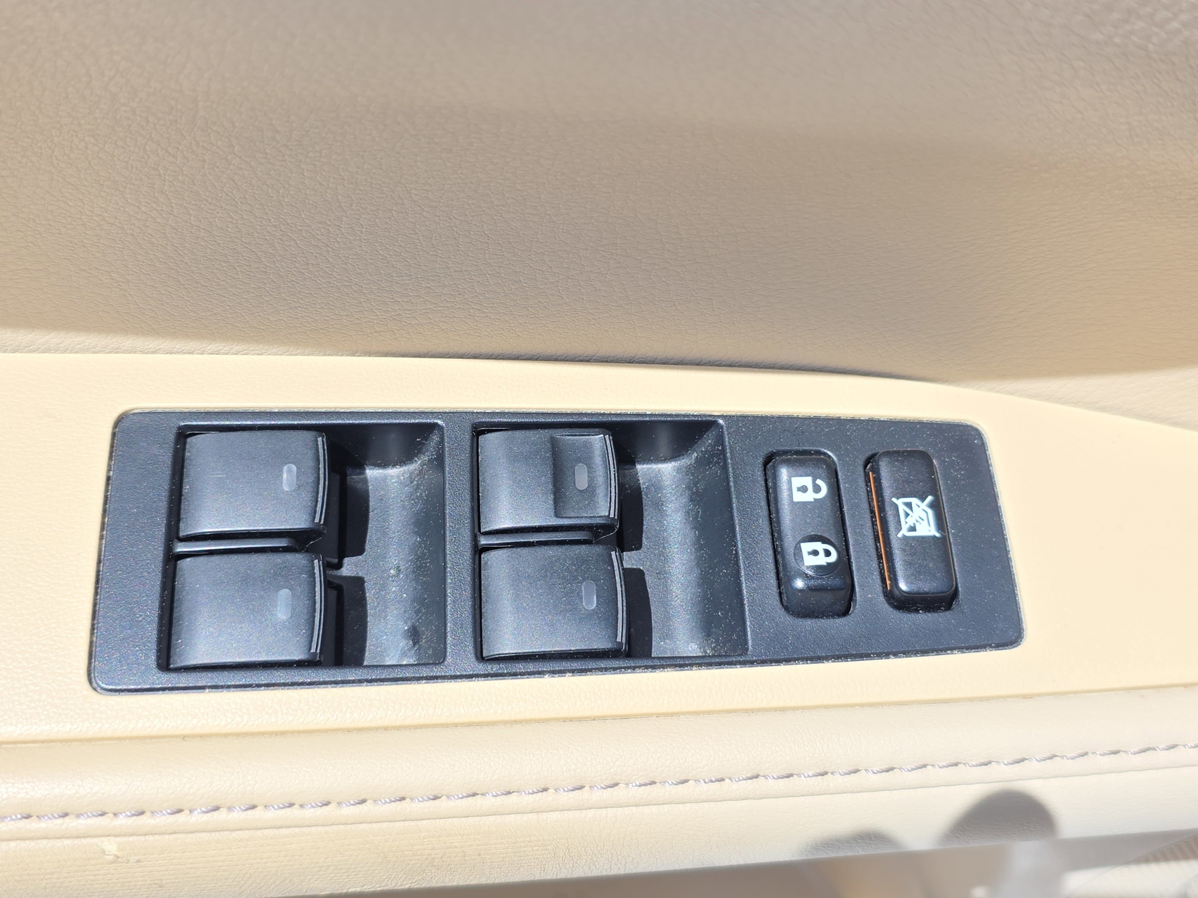 Used 2014 Lexus ES 350 w/ Premium Package FWD image 25