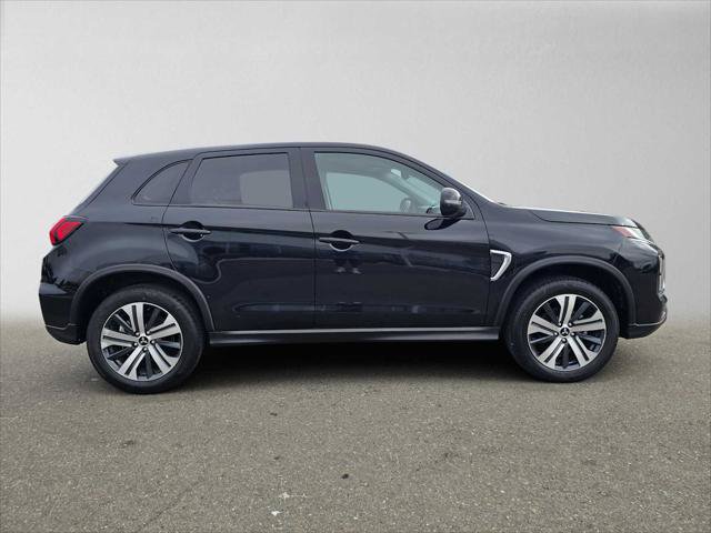 Used 2024 Mitsubishi Outlander Sport SE AWD/4WD image 2