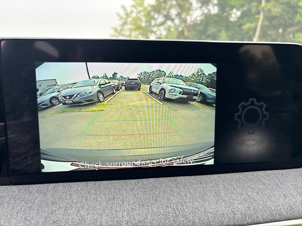 Used 2025 Nissan Kicks SV AWD/4WD image 27