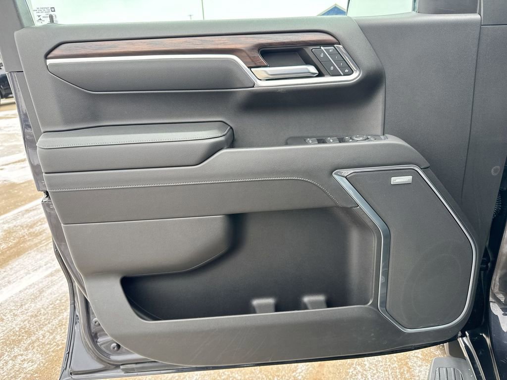 Used 2022 GMC Sierra 1500 SLT w/ SLT Premium Plus Package image 22