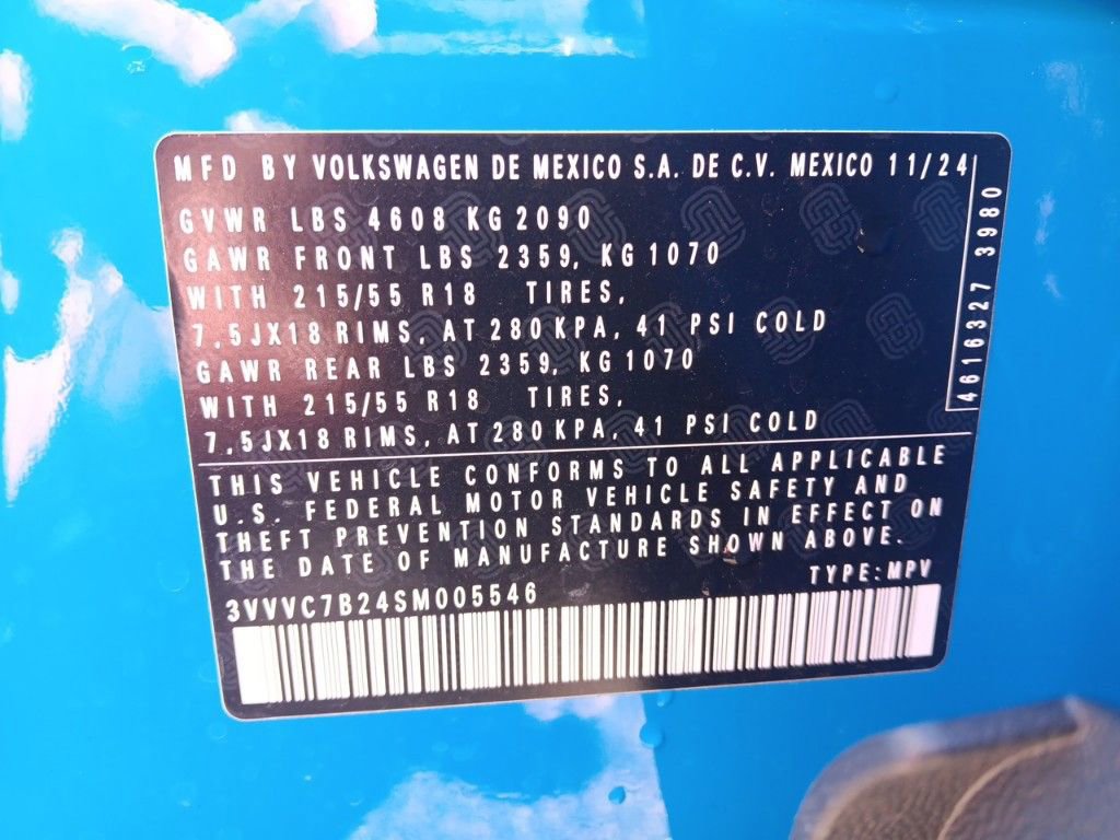 Used 2025 Volkswagen Taos SE w/ Panoramic Sunroof Package image 28