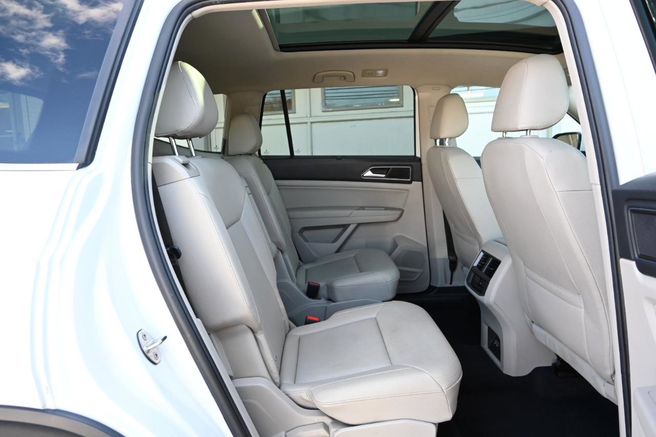 Used 2019 Volkswagen Atlas SEL R-Line image 35
