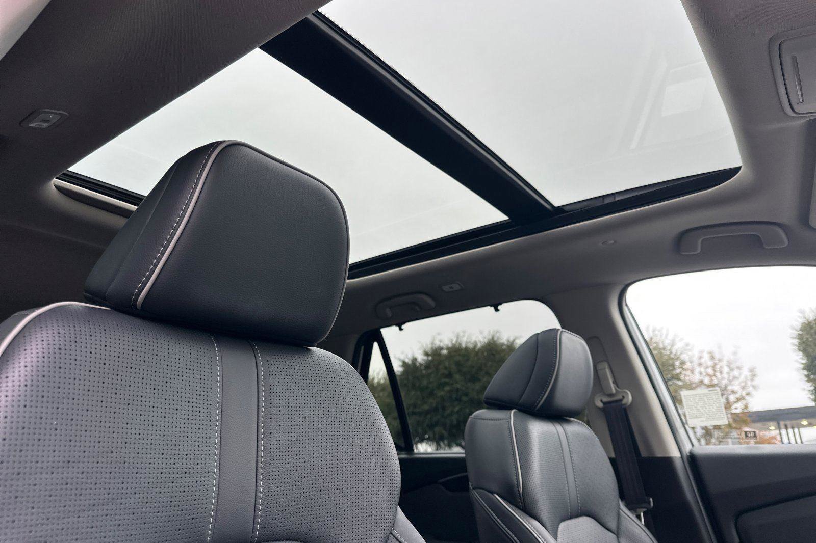 Certified 2025 Honda Pilot Elite image 18