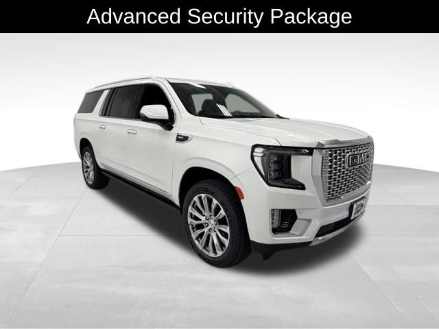 Certified 2022 GMC Yukon XL Denali w/ Denali Premium Package AWD/4WD image 8