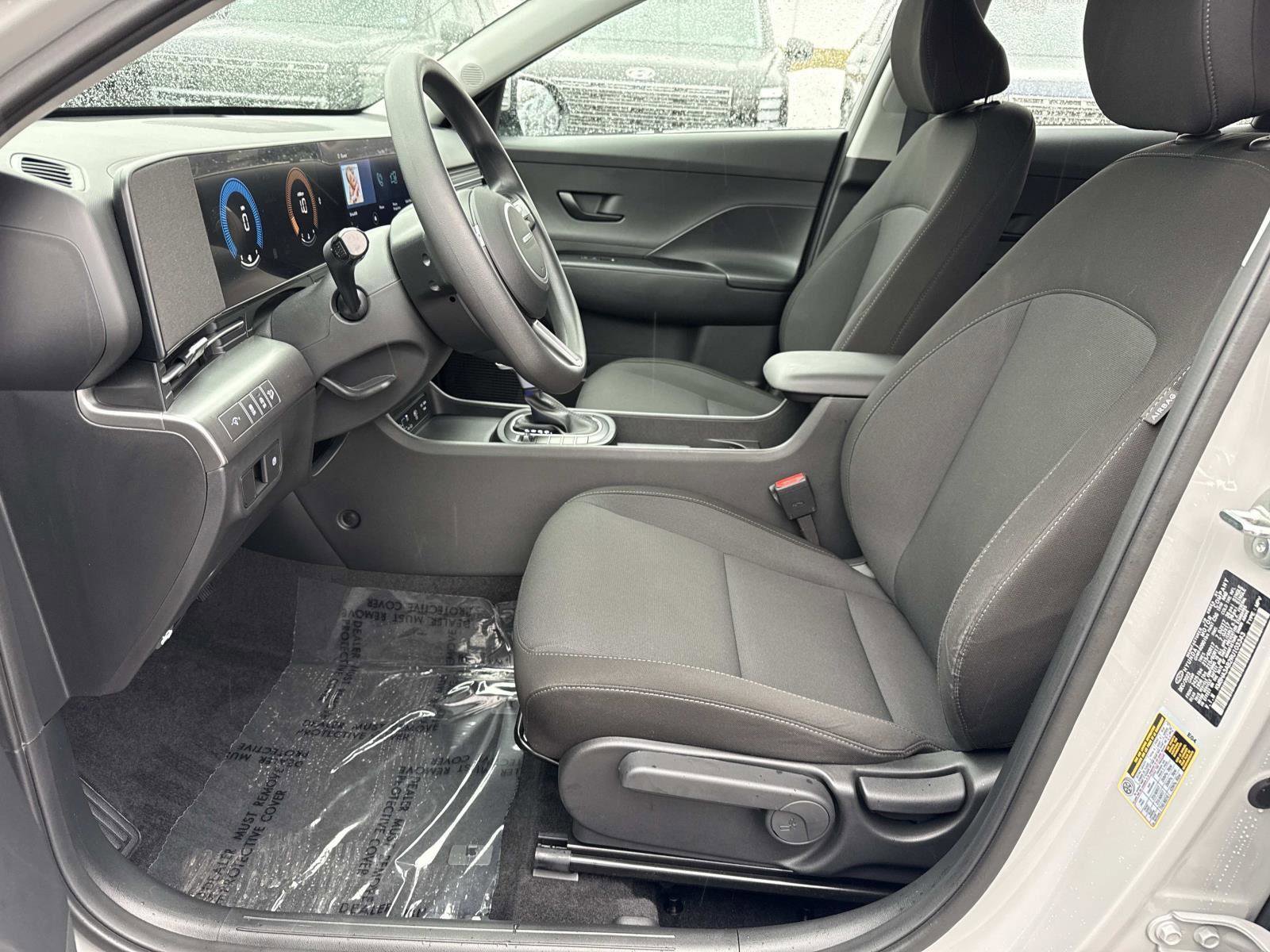 Certified 2024 Hyundai Kona SE image 23