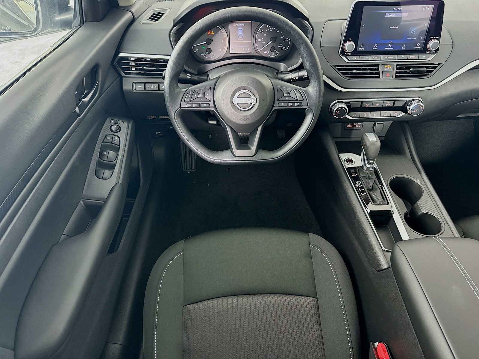 Used 2025 Nissan Altima 2.5 S FWD image 20