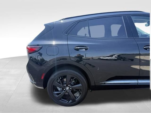 Used 2023 Buick Envision Preferred w/ Sport Touring Package AWD/4WD image 4