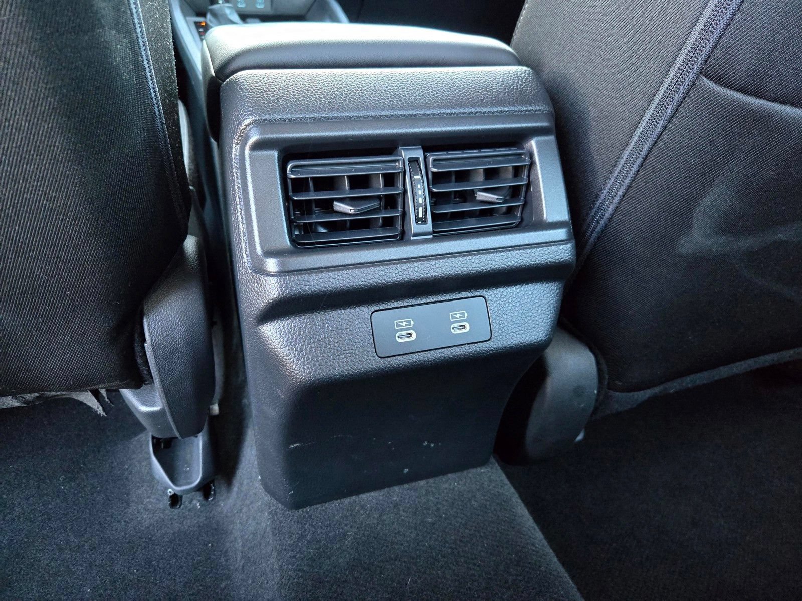 Used 2025 Honda Accord SE image 11