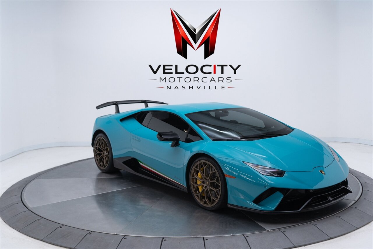 Used 2019 Lamborghini Huracan Performante AWD/4WD image 12