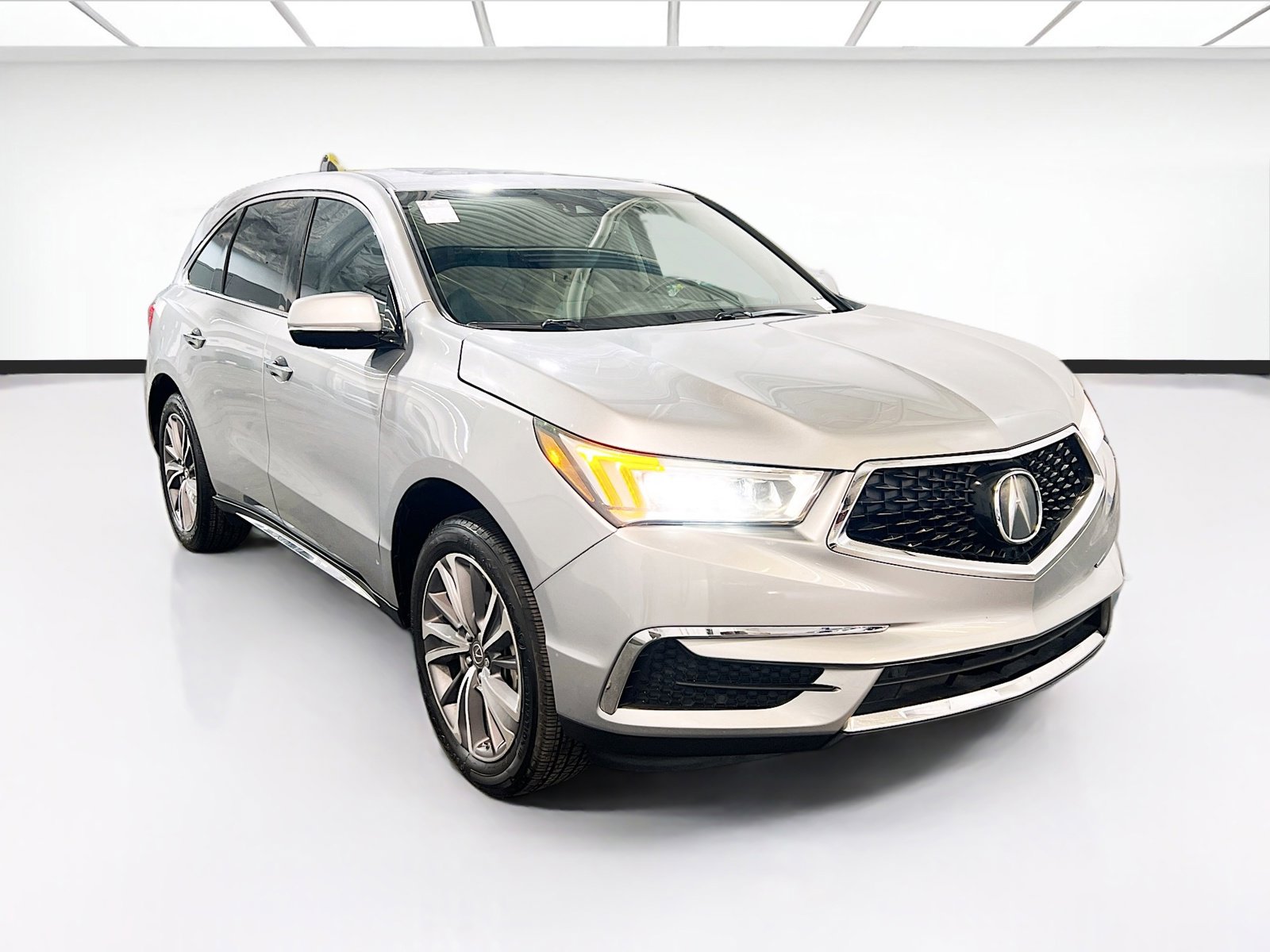 Used 2018 Acura MDX FWD w/ Technology Package image 3
