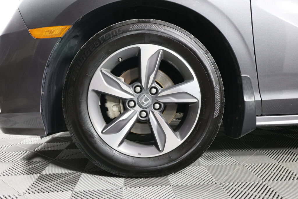 Used 2018 Honda Odyssey Touring image 10